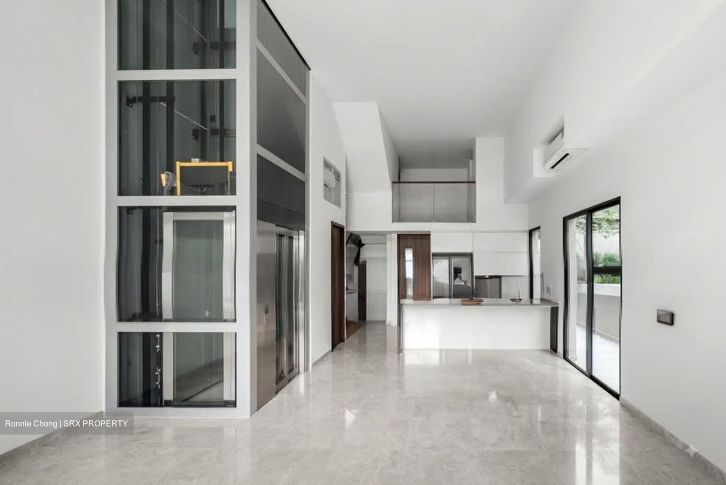 Belgravia Ace (D28), Terrace #603672701